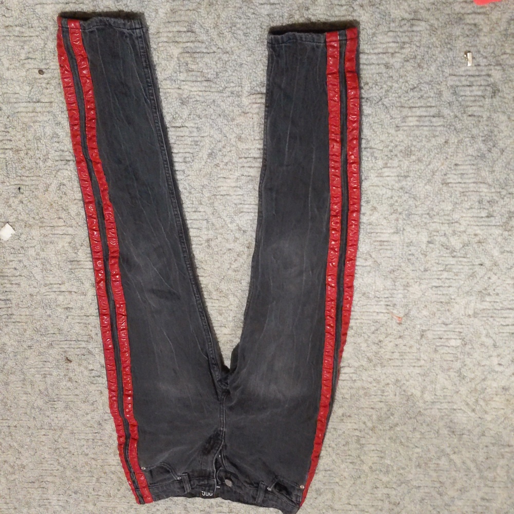 Cute red striped jeans